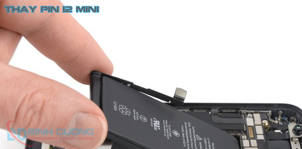 Thay pin iPhone 12Mini lấy liền