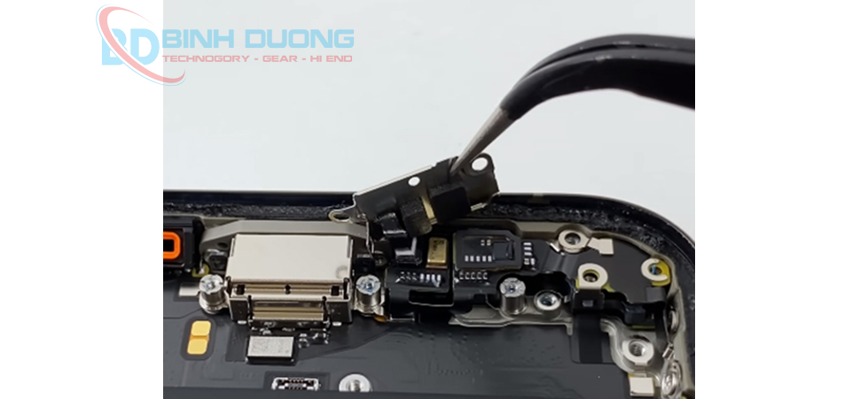Dịch Vụ Thay Mic iPhone 15 Pro