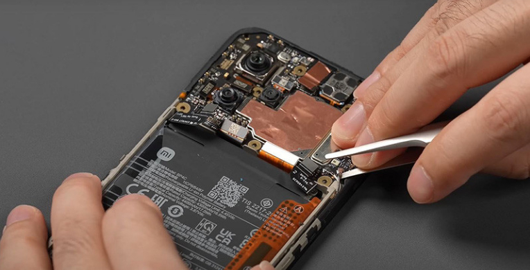 Thay main Xiaomi Redmi Note 14 Pro