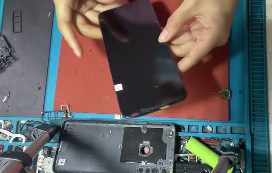  thay mat kinh realme 5