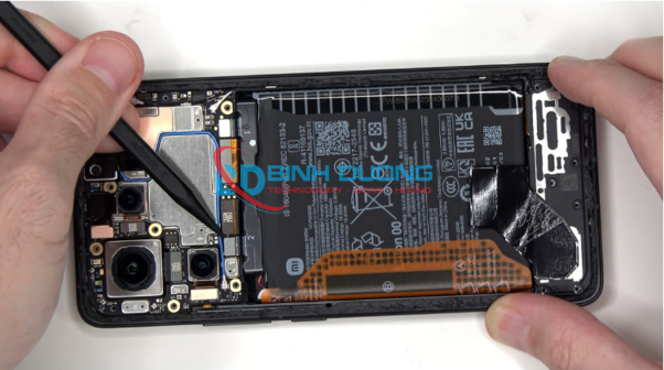 Quy trình thay pin Xiaomi 14T