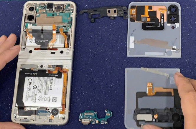 Thay cáp Samsung Z Flip 6