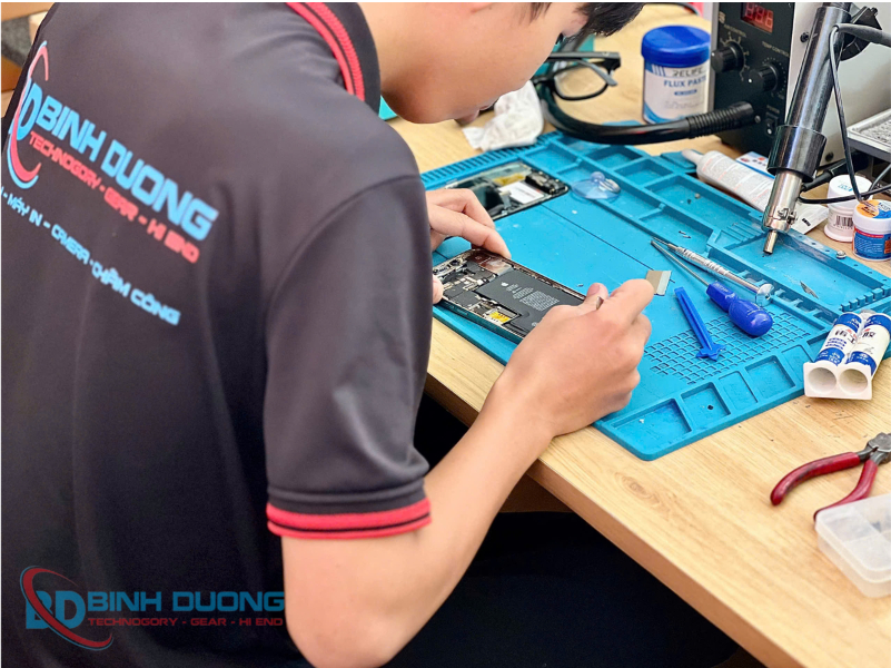 Thay Camera Trước Xiaomi Redmi Note 12S