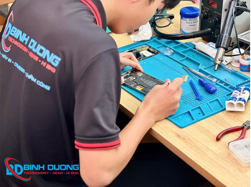 Thay Màn Hình Xiaomi Redmi K40 Gaming