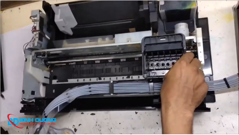 Hướng dẫn ngâm đầu phun máy in Epson đúng cách hạn chế tắc nghẽn