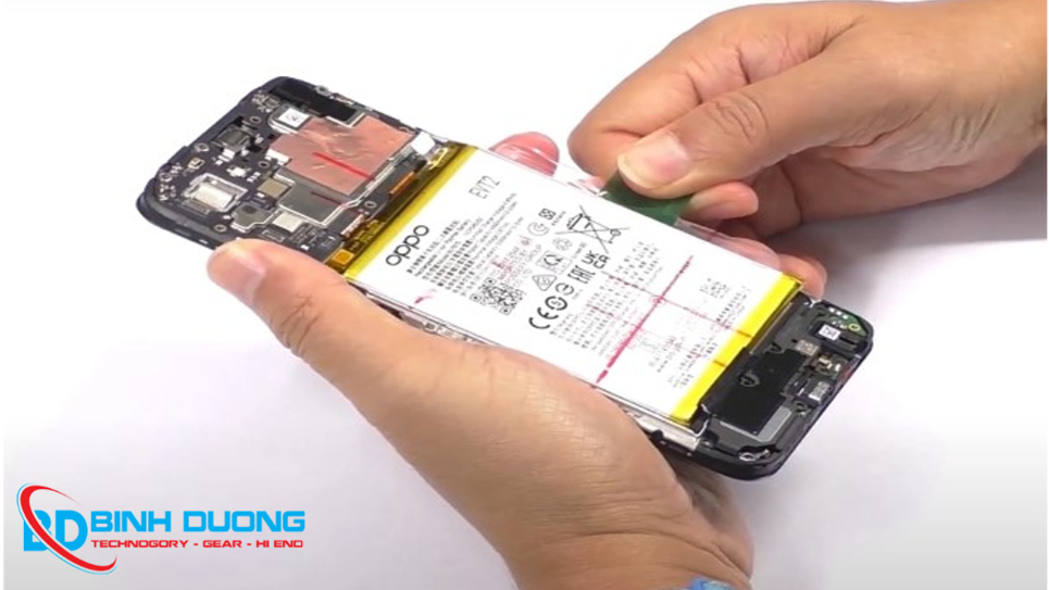 Thay pin Oppo Neo 5