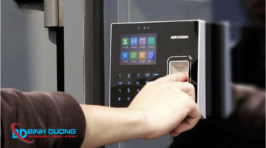 Lắp đặt máy chấm công tại Phú Mỹ