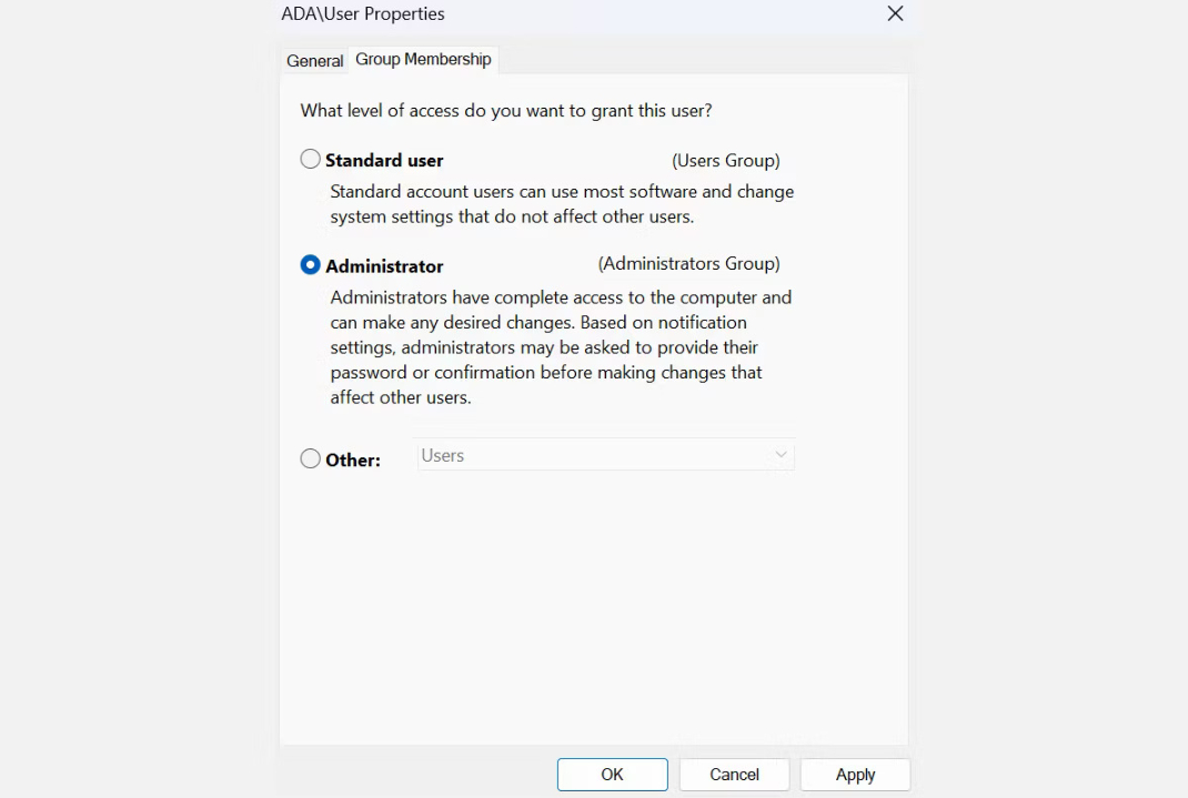 Chuyển qua tab Group Membership, chọn mục Administrator.