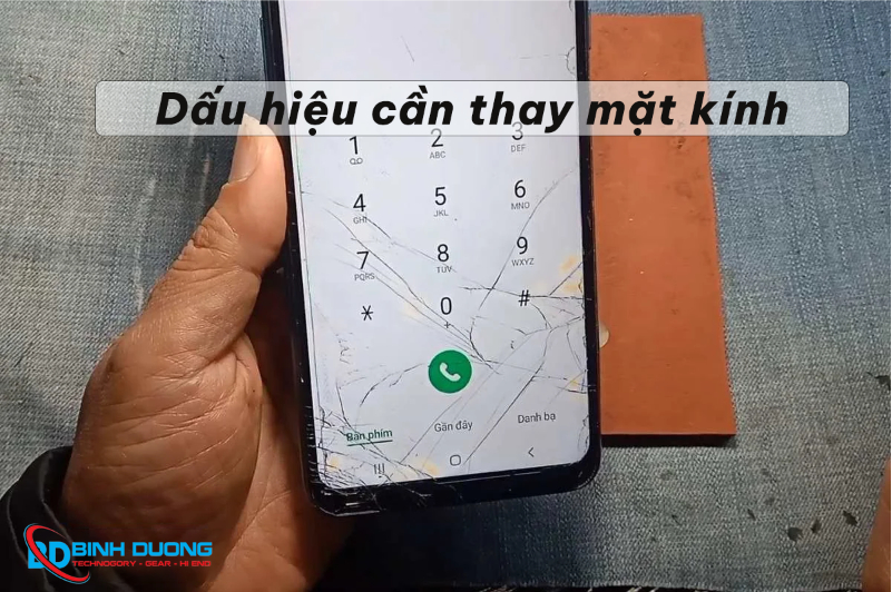 Dấu hiệu cần thay mặt kính