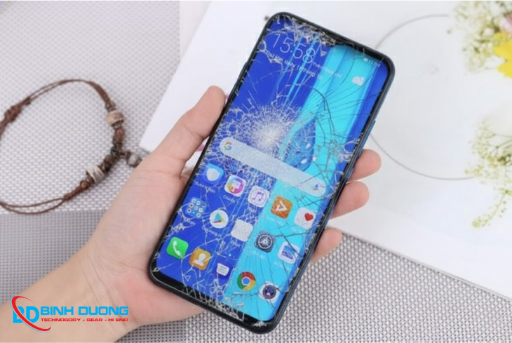 Dấu hiệu cần thay mặt kính ngay lập tức