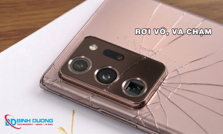 Dấu hiệu cần thay kính camera ngay