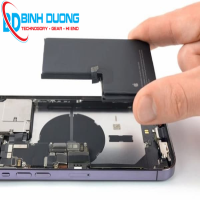 Thay pin iPhone 14 Pro