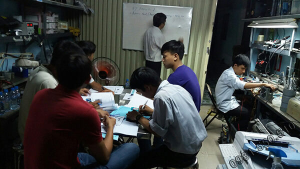 Khóa học sửa chữa máy tính Bình Dương bao ra nghề