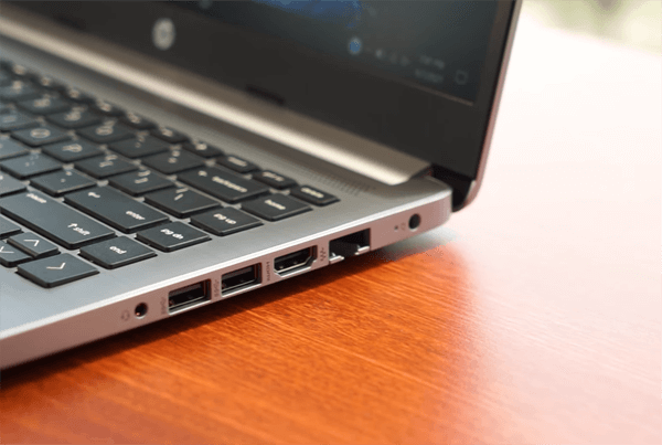 Laptop HP 240 G8 617K5PA đa kết nối
